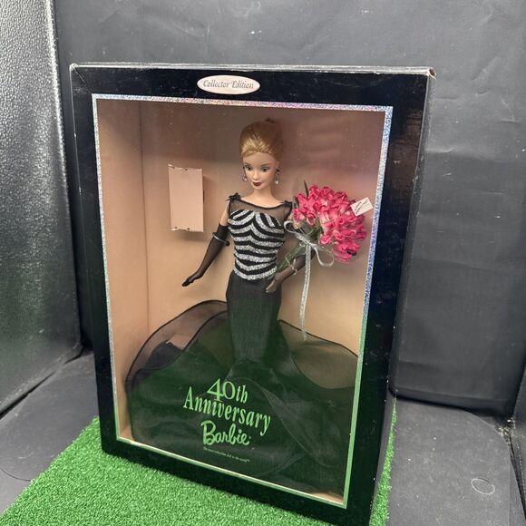 Barbie 1999 40th Anniversary Collector Edition w Black Dress Mattel # 21364 NIB - Picture 1 of 8
